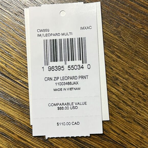 NWT Coach Leopard Print Zipper Wristlet - Picture 7 of 7